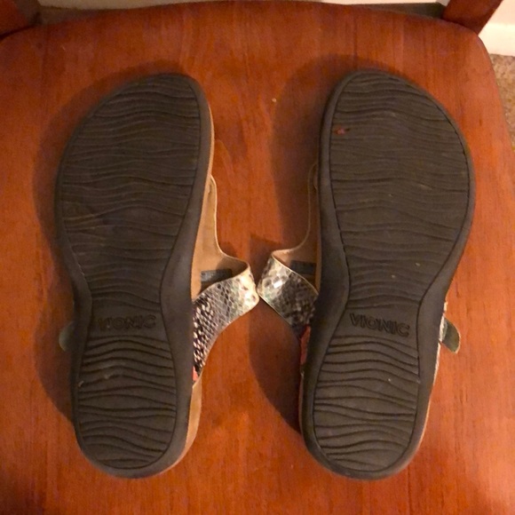 Vionic Sandals - Picture 3 of 3